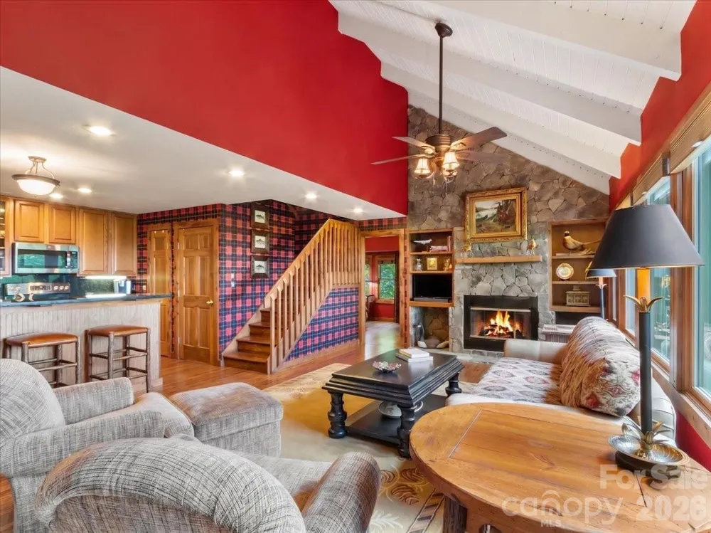 121 Ivy Ridge Road Burnsville, NC 28714