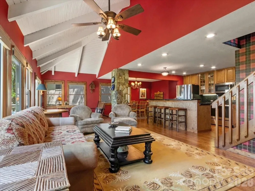 121 Ivy Ridge Road Burnsville, NC 28714