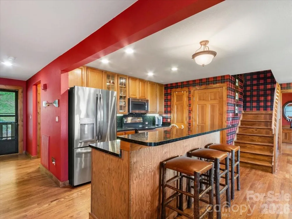 121 Ivy Ridge Road Burnsville, NC 28714