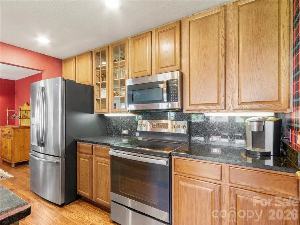 121 Ivy Ridge Road Burnsville, NC 28714