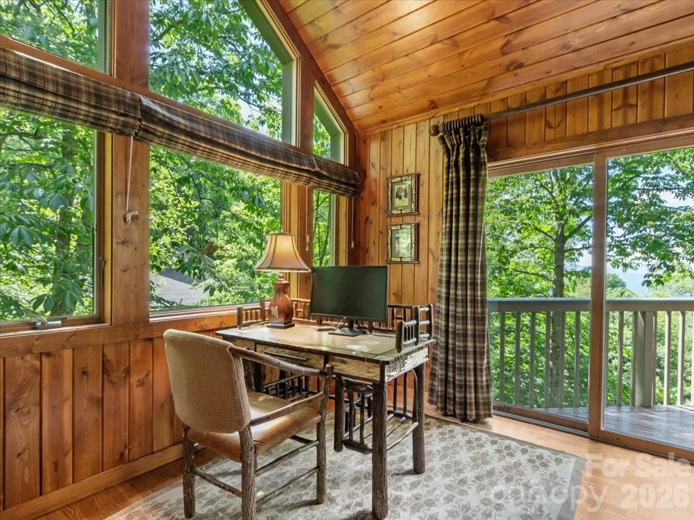 121 Ivy Ridge Road Burnsville, NC 28714