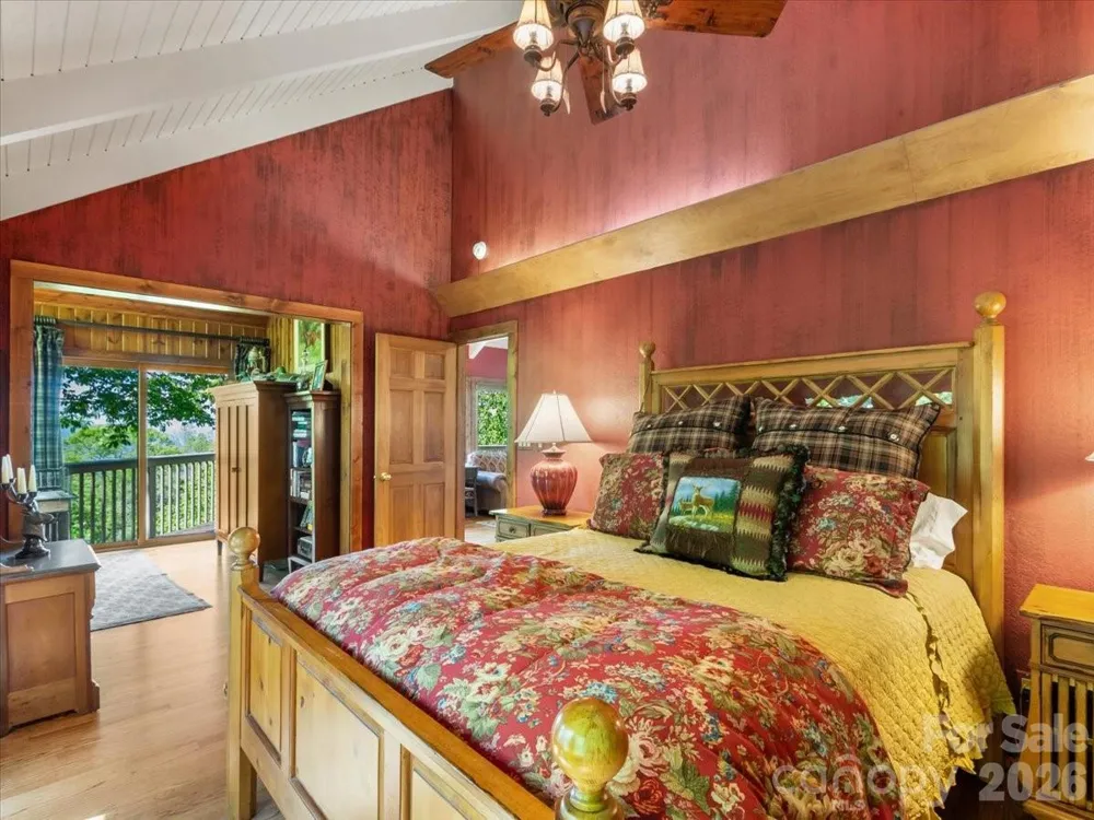 121 Ivy Ridge Road Burnsville, NC 28714