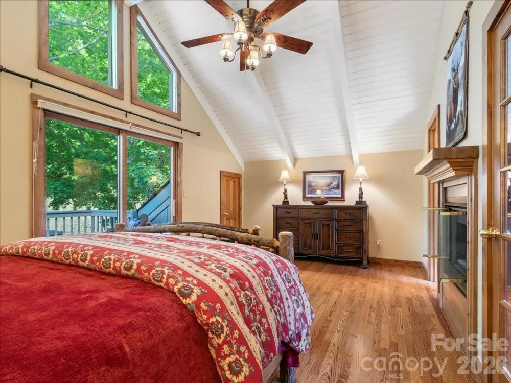 121 Ivy Ridge Road Burnsville, NC 28714