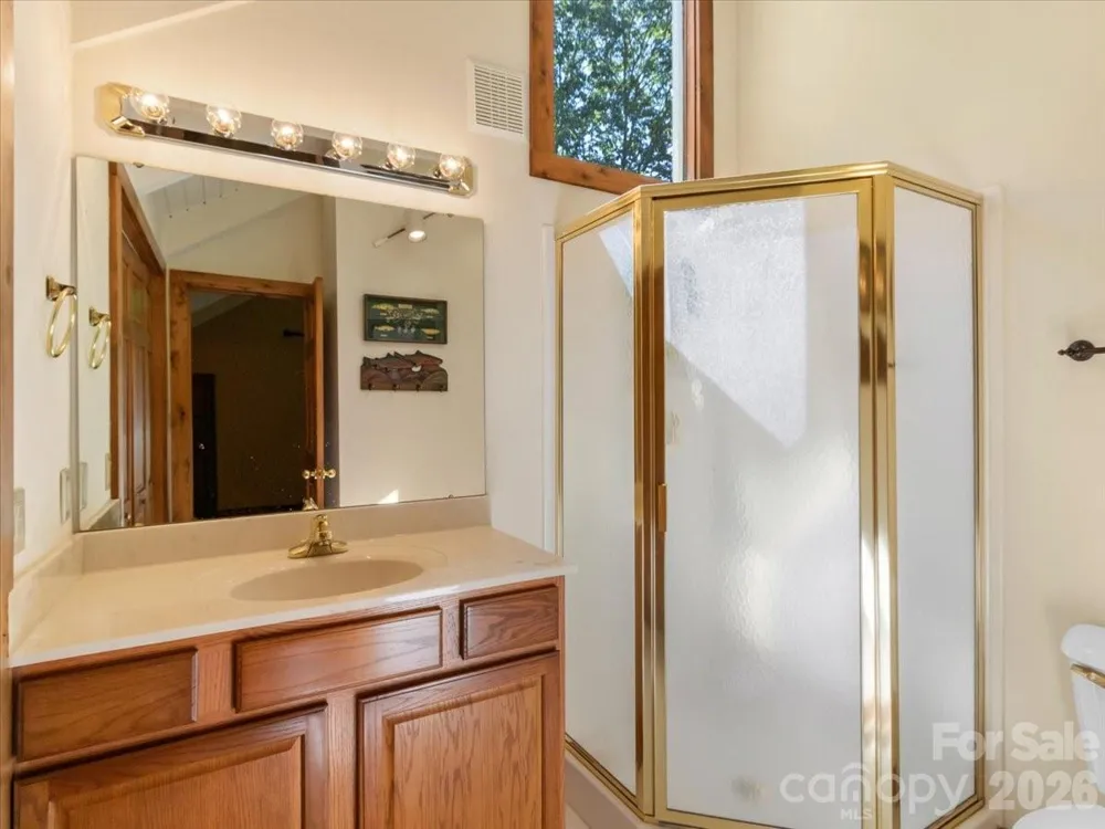 121 Ivy Ridge Road Burnsville, NC 28714