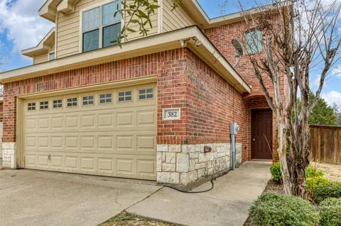 382 Armstrong Lane