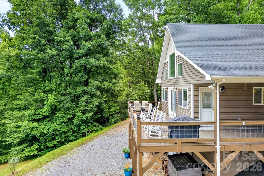 696 Hickory Nut Hollow Old Fort, NC 28762