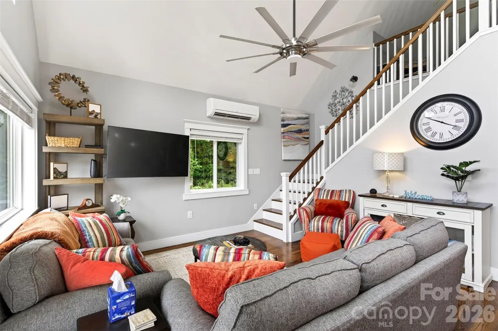696 Hickory Nut Hollow Old Fort, NC 28762
