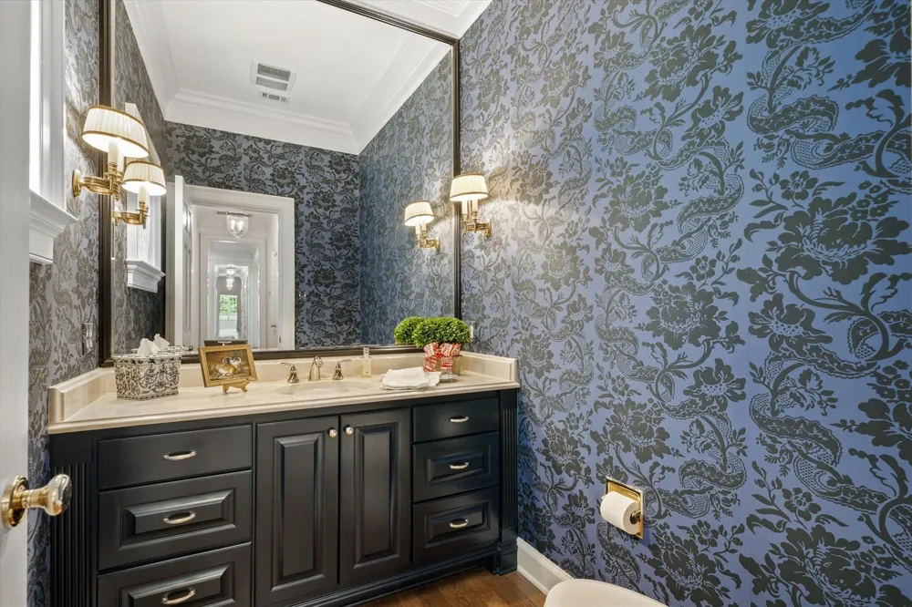 1920 Stonegate Boulevard Tyler, TX 75703