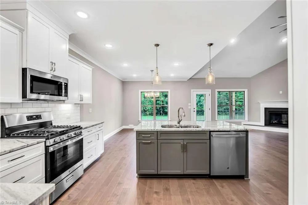 7008 Westfield Village Circle S Summerfield, NC 27358