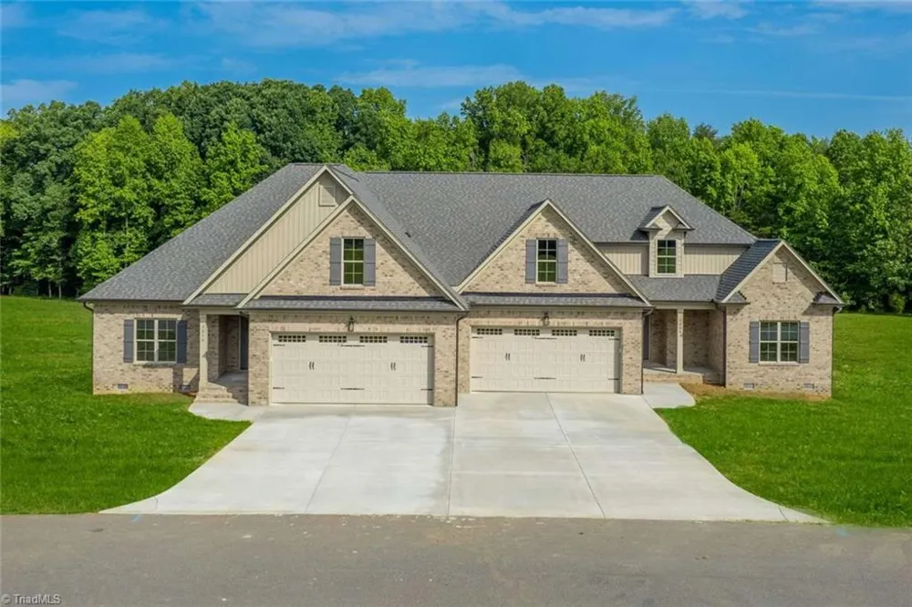 7008 Westfield Village Circle S Summerfield, NC 27358