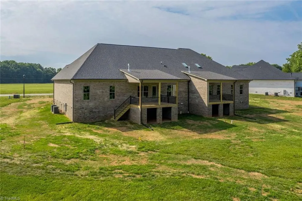 7008 Westfield Village Circle S Summerfield, NC 27358