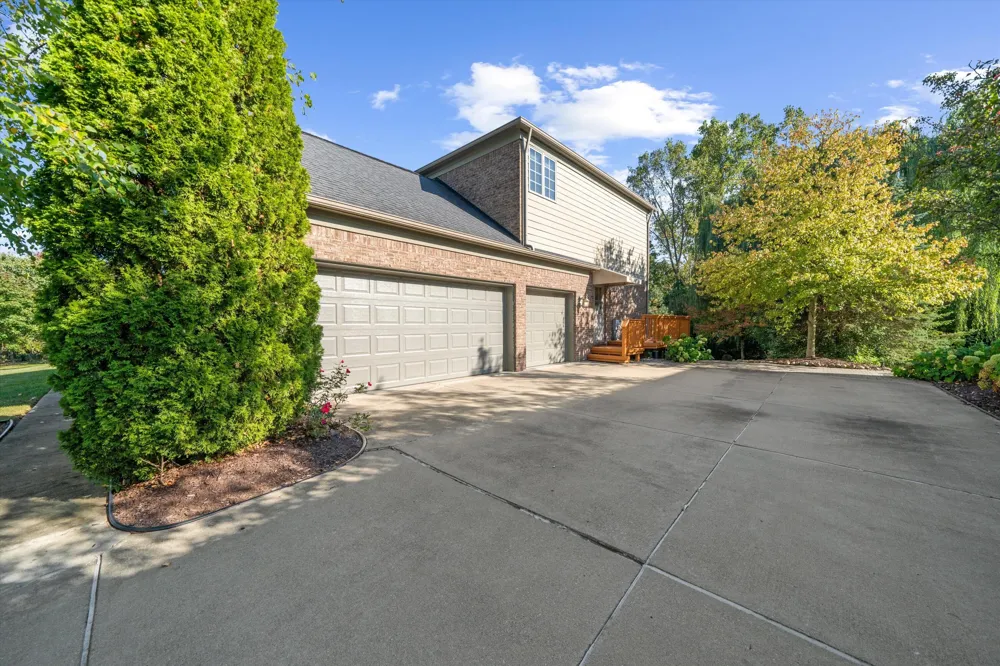 49828 Waterstone Estates Circle Northville Township, MI 48168