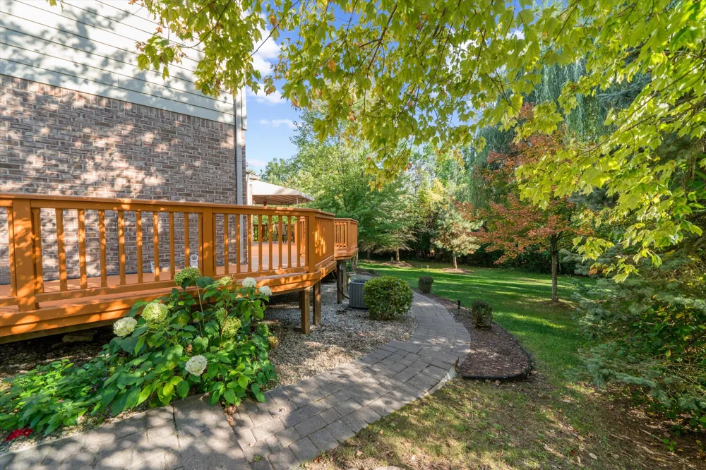 49828 Waterstone Estates Circle Northville Township, MI 48168
