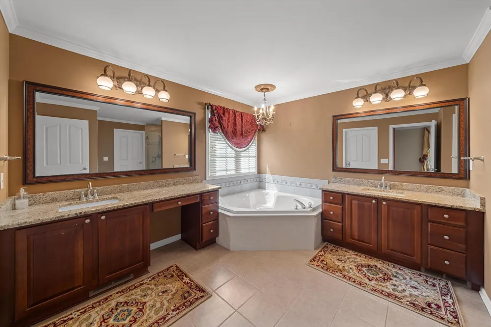 49828 Waterstone Estates Circle Northville Township, MI 48168