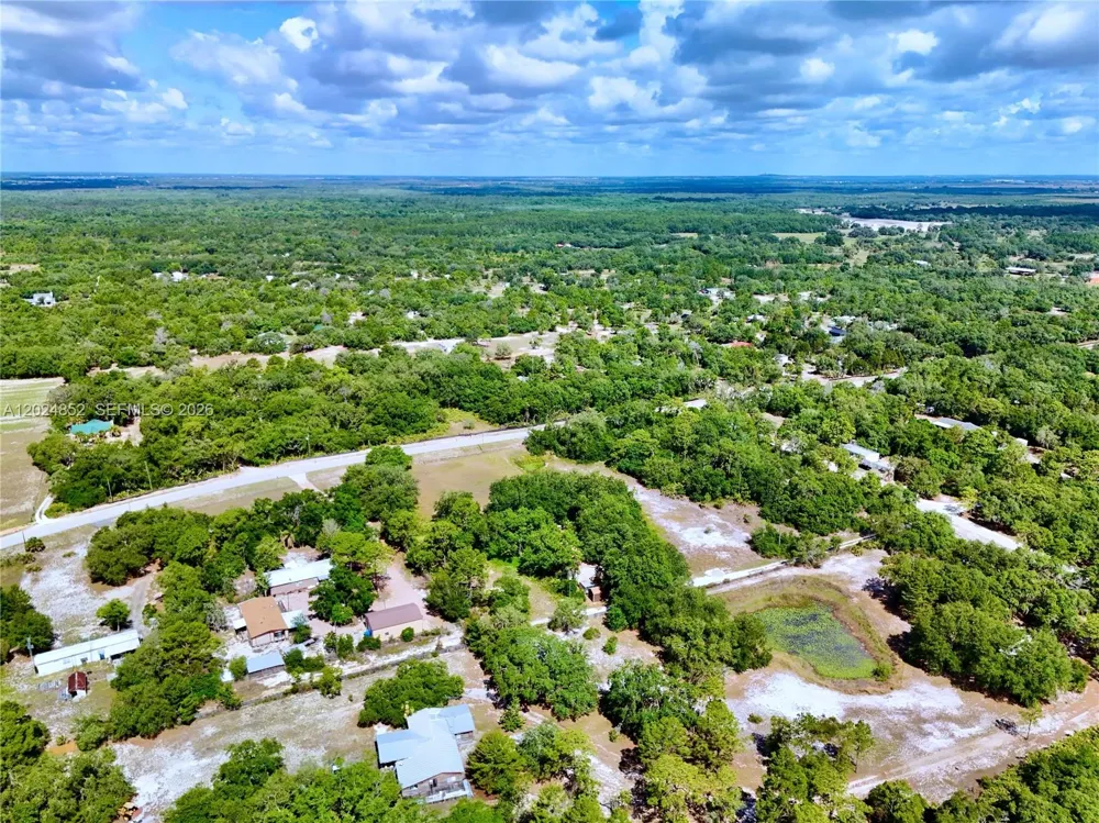3175 Walk In Water Rd Lake Wales, FL 33898