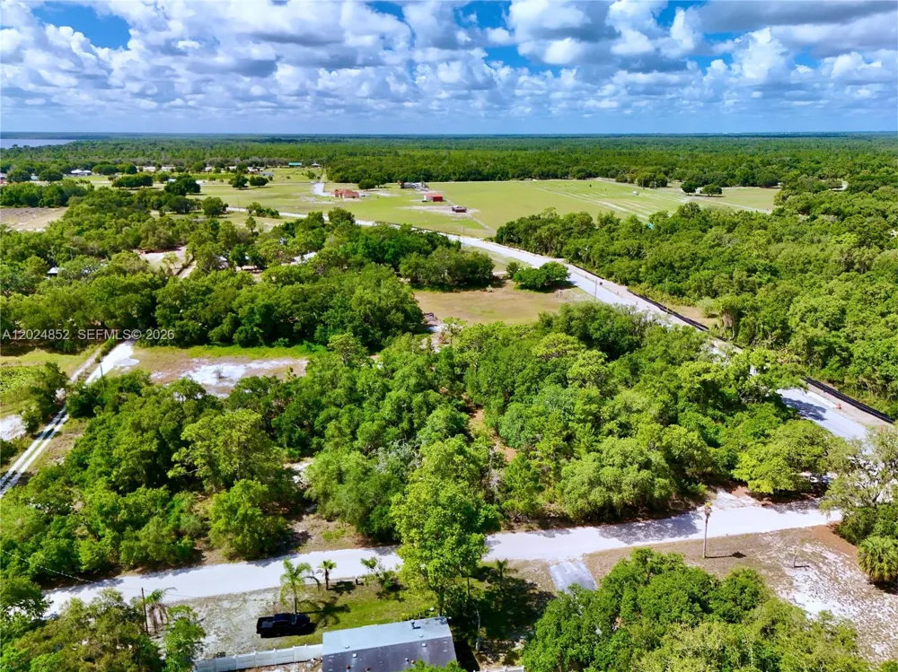 3175 Walk In Water Rd Lake Wales, FL 33898