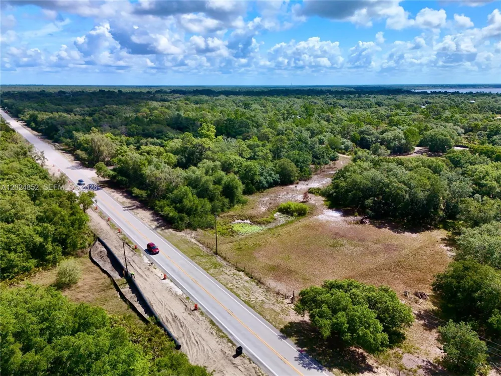 3175 Walk In Water Rd Lake Wales, FL 33898