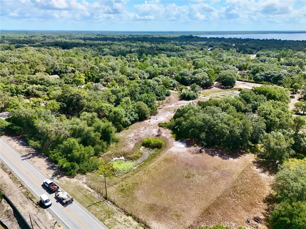 3175 Walk In Water Rd Lake Wales, FL 33898