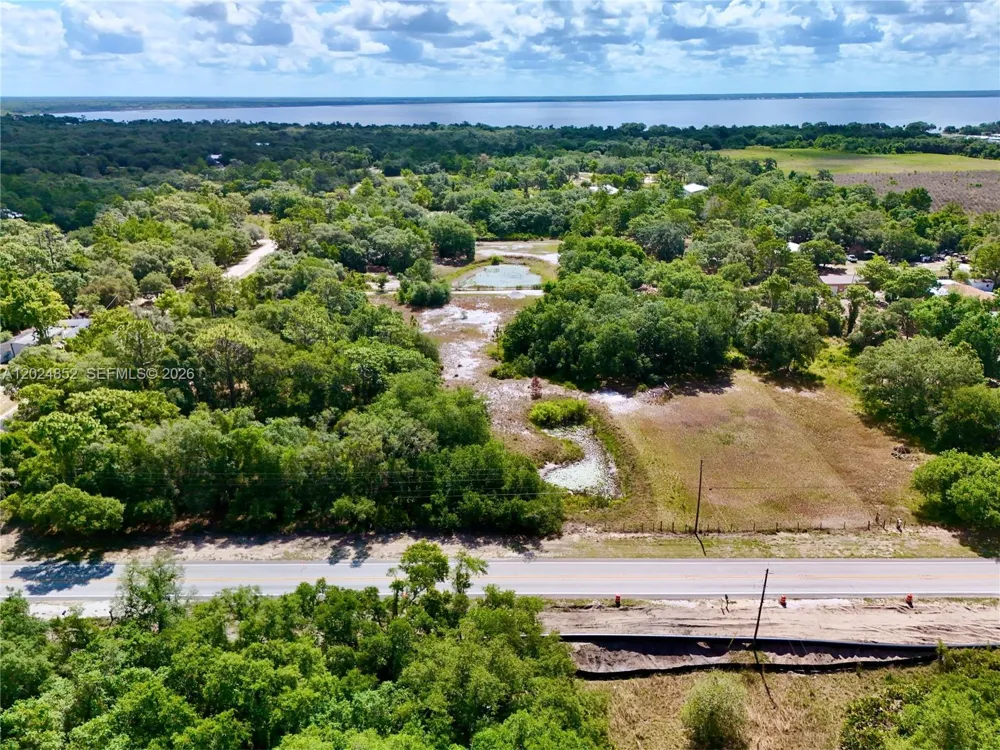 3175 Walk In Water Rd Lake Wales, FL 33898