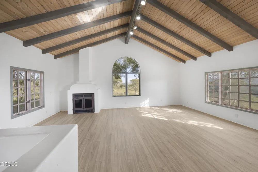 1225 Poppy Valley Road Buellton, CA 93427