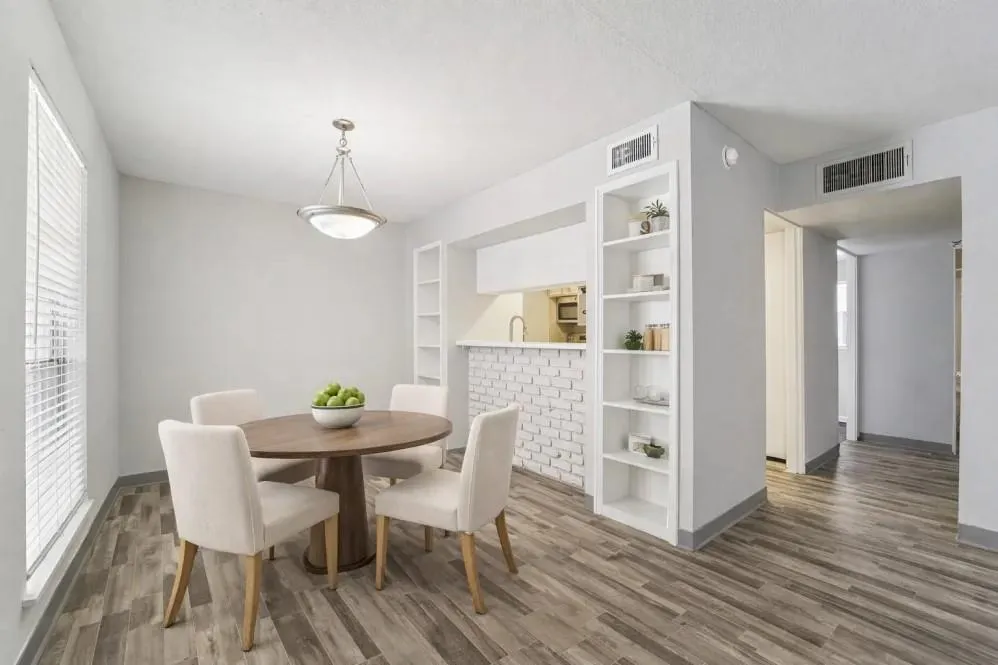 2815 Greenridge Drive #3-007 North Houston, TX 77057