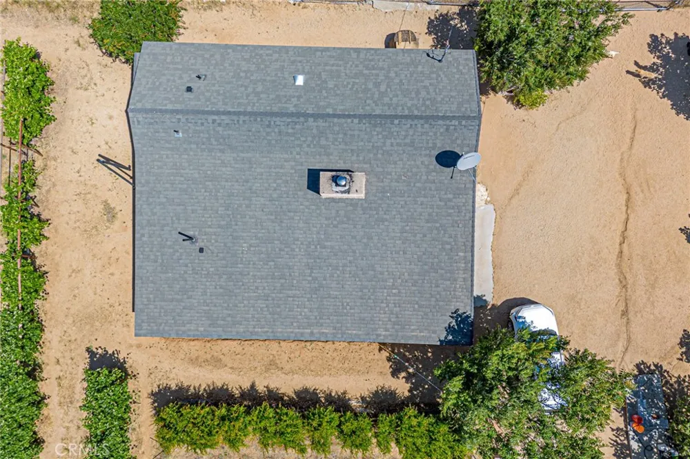 11126 E Avenue W8 Pearblossom, CA 93553