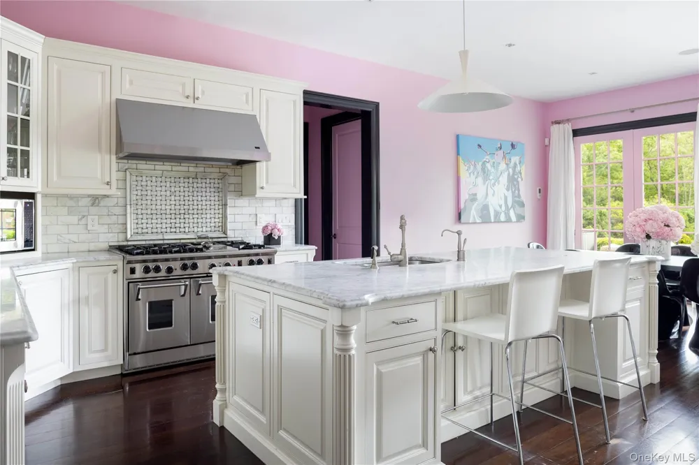 486 Middle Line Highway Bridgehampton, NY 11932