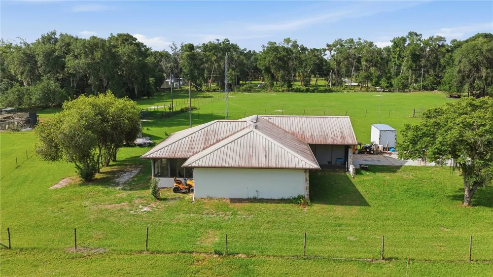 6681 CR 665 Bushnell, FL 33513