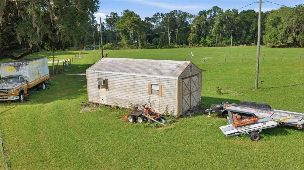 6681 CR 665 Bushnell, FL 33513