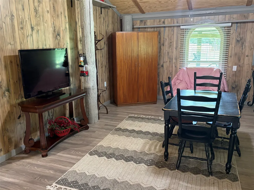2212 County Road 4128 Cumby, TX 75433