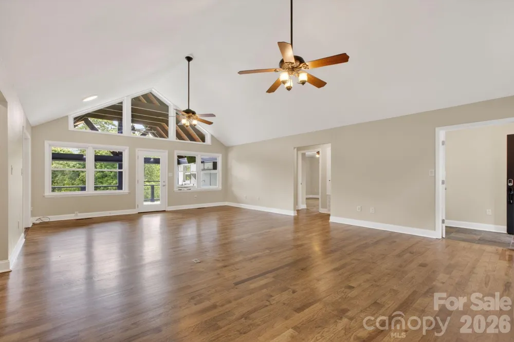97 Whippoorwill Lane Fairview, NC 28730