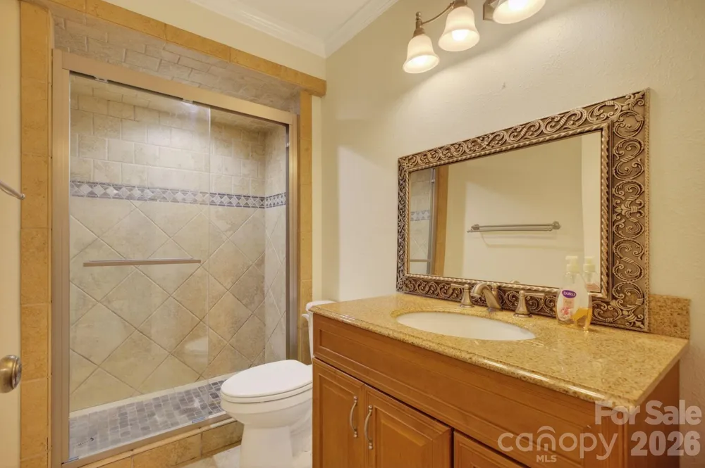 97 Whippoorwill Lane Fairview, NC 28730