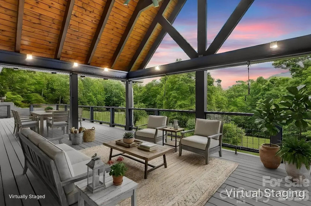 97 Whippoorwill Lane Fairview, NC 28730