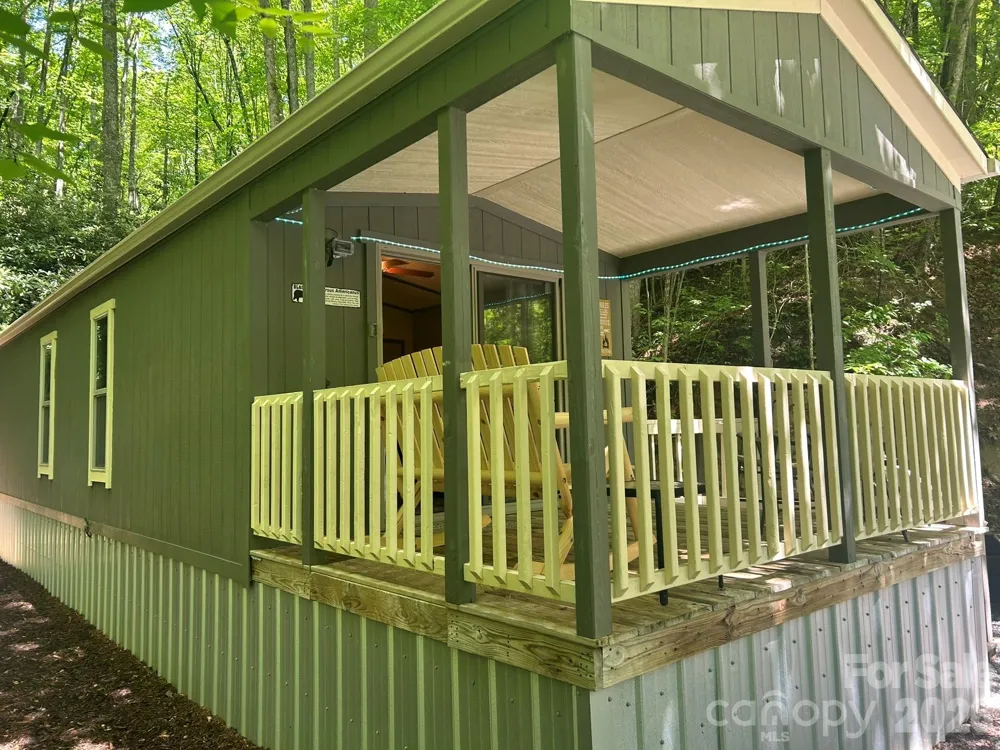 97 Whippoorwill Lane Fairview, NC 28730