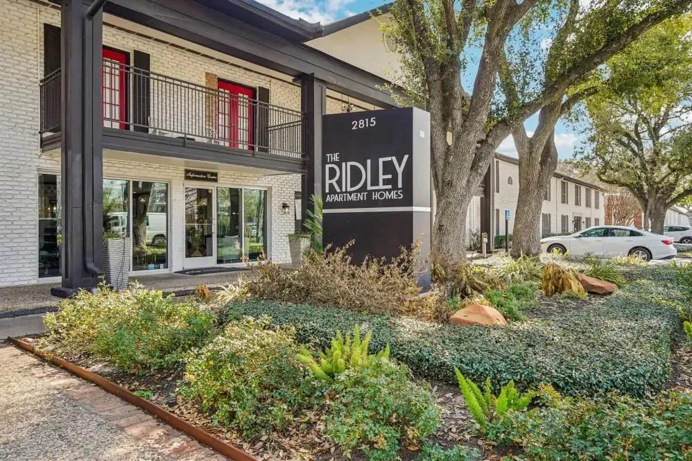 2815 Greenridge Drive #2-170 North Houston, TX 77057