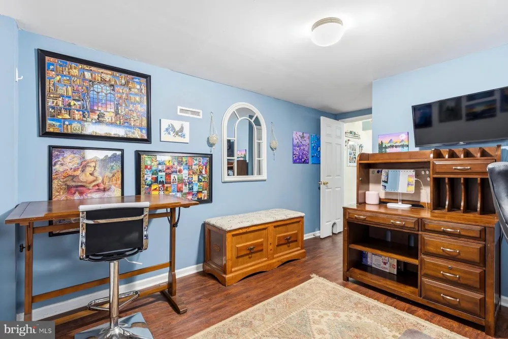 113 HOWARD DRIVE Williamstown, NJ 08094
