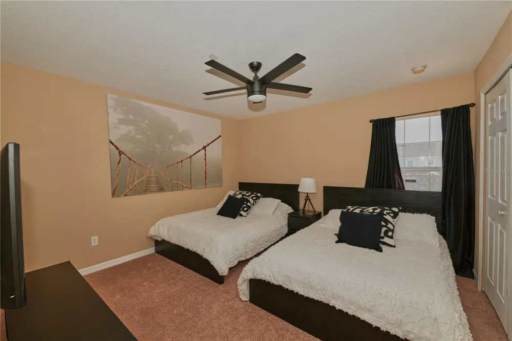 9135 CARDINAL MEADOW TRAIL Orlando, FL 32827