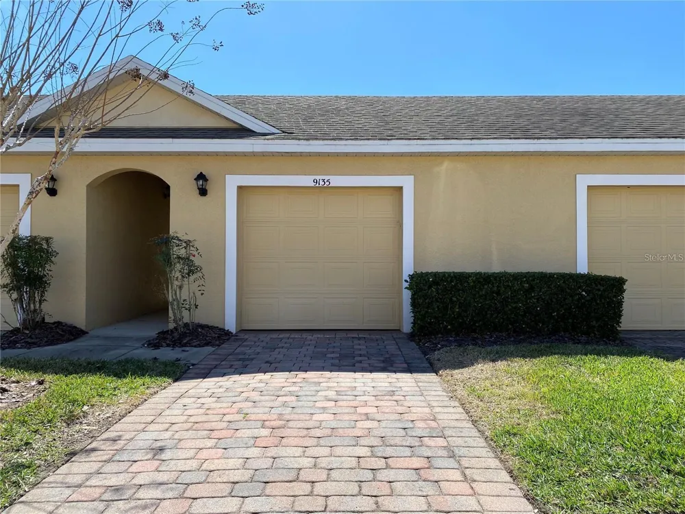 9135 CARDINAL MEADOW TRAIL Orlando, FL 32827
