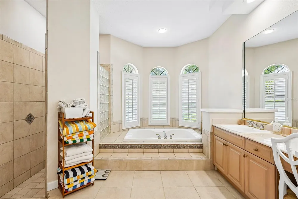 9039 WATERASH LANE Pinellas Park, FL 33782