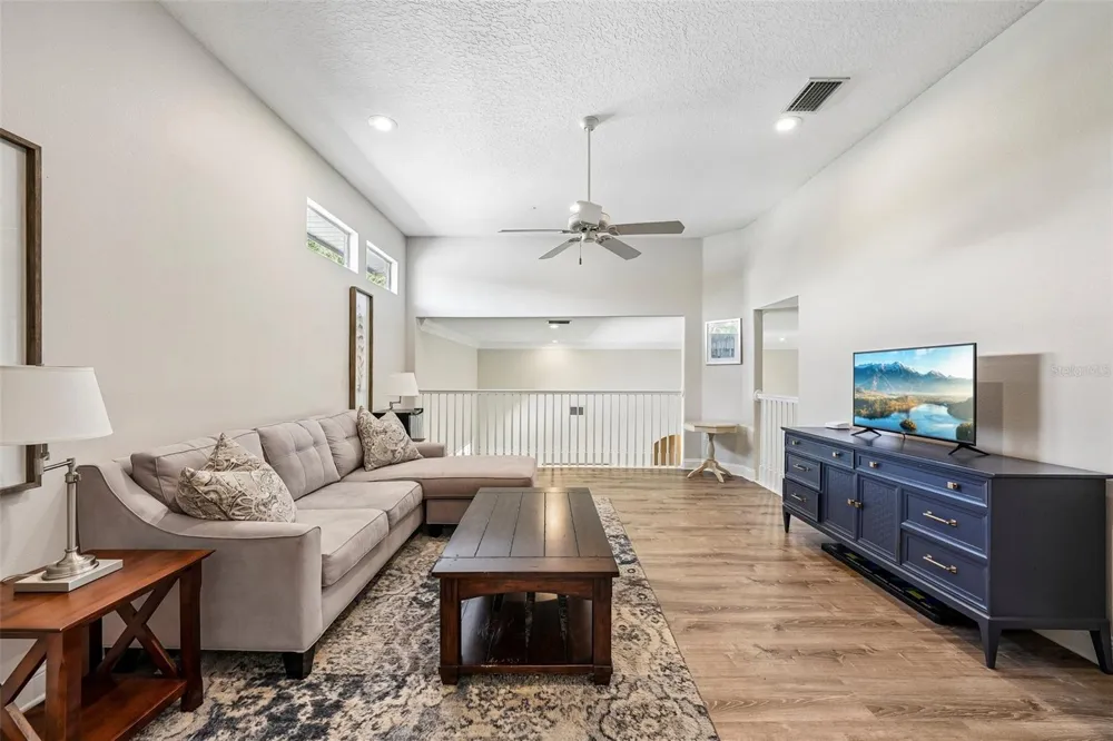 9039 WATERASH LANE Pinellas Park, FL 33782