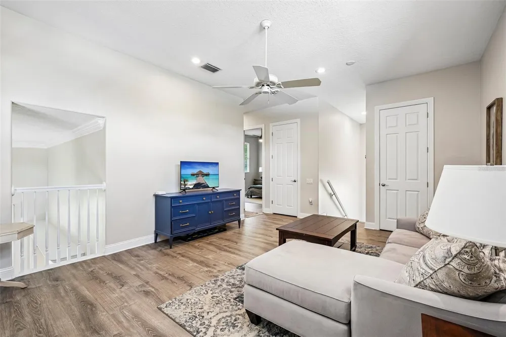 9039 WATERASH LANE Pinellas Park, FL 33782