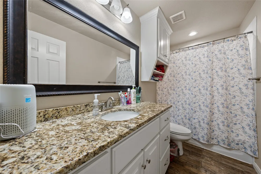 713 Park Street McGregor, TX 76657