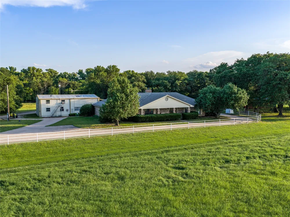 449 Private Rd 4670 Boyd, TX 76023