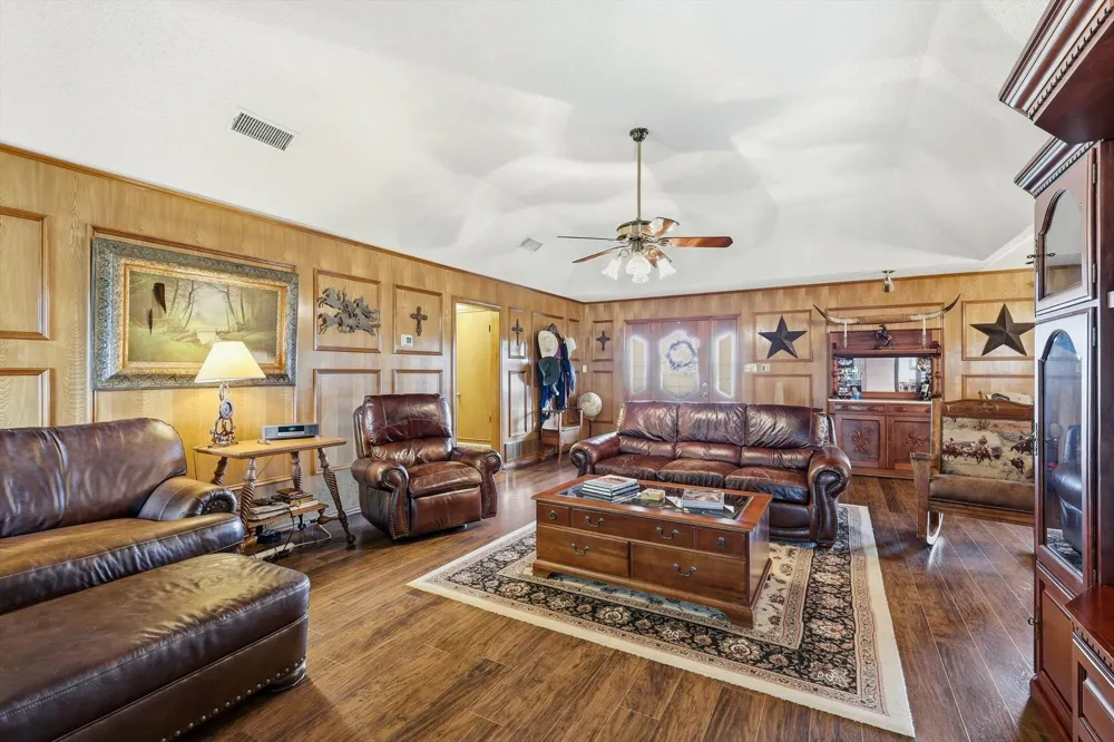 449 Private Rd 4670 Boyd, TX 76023