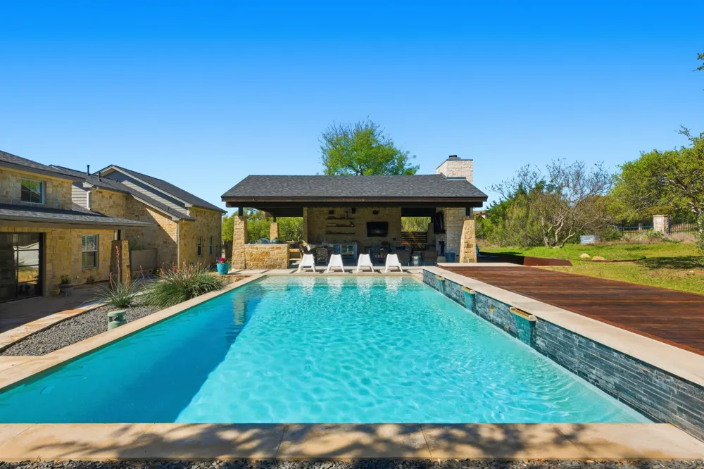 743 Drifting Wind Run Dripping Springs, TX 78620