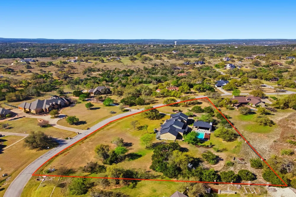 743 Drifting Wind Run Dripping Springs, TX 78620