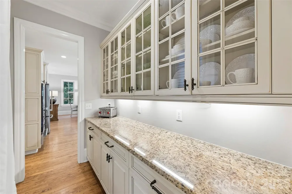 208 Tinkham Trail Cramerton, NC 28032