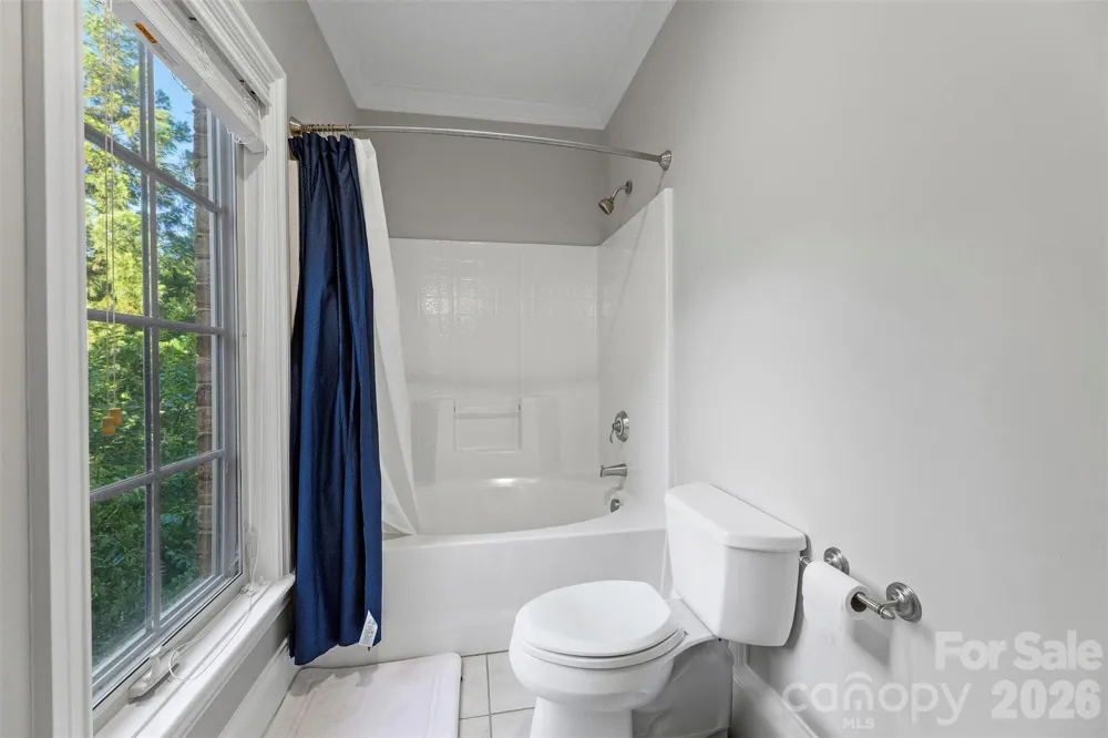 208 Tinkham Trail Cramerton, NC 28032