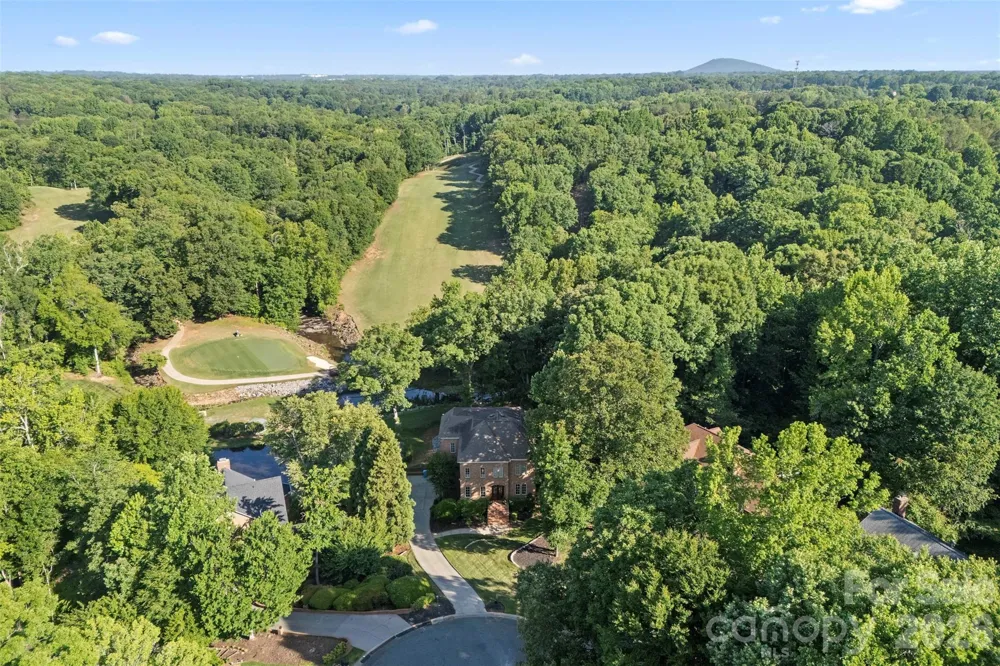 208 Tinkham Trail Cramerton, NC 28032