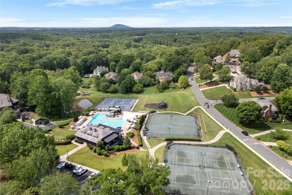 208 Tinkham Trail Cramerton, NC 28032